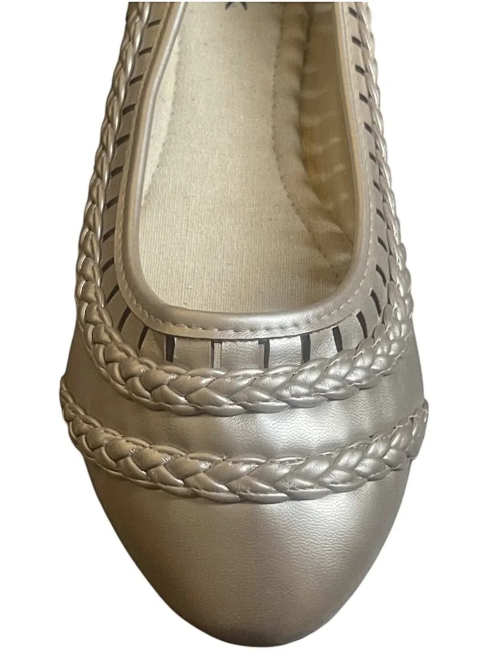 Chic Metallic Gold Neutral Braided Cutout Ballet Flats Size 9